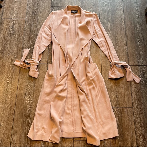 Express Duster - Picture 1 of 4